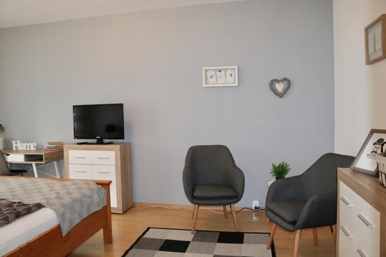 Ferienwohnung Szabadsag Apartman Pécs Exterior foto