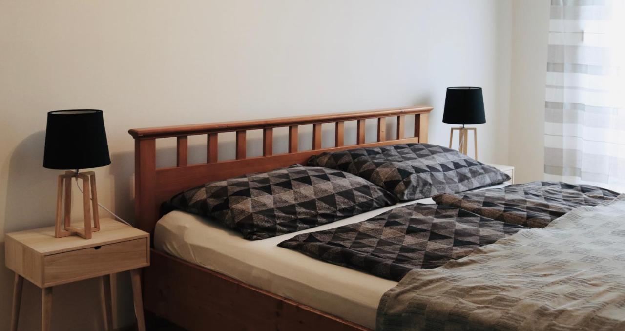 Szabadsag Apartman Pécs Exterior foto